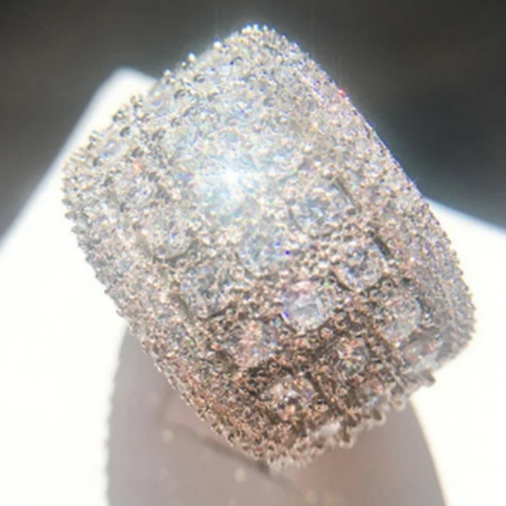 Woman's Ring